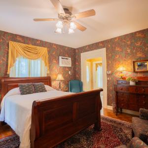 King Room with Spa Bath