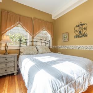 Queen Suite