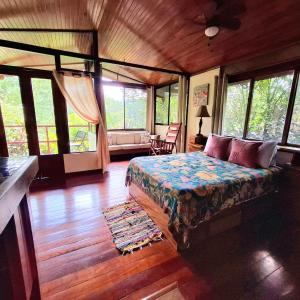 Bungalow with Patio
