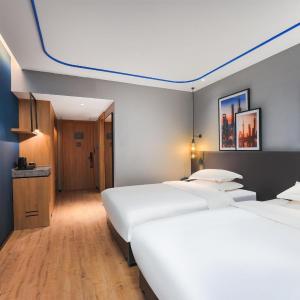 Business Twin Room