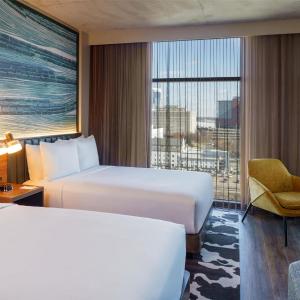 Deluxe Room with Two Double Beds - High Floor