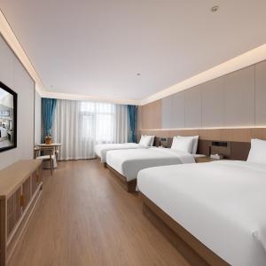 Premium Quadruple Room