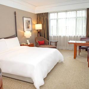 Cathay Garden Al Deep Sleep Superior Deluxe King Bed Room