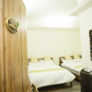 Classic Quadruple Room