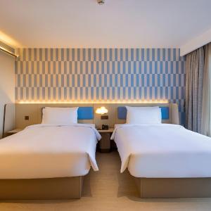 Business Twin Room