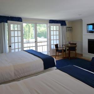 Superior King Suite