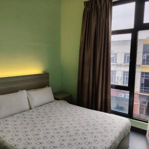Superior Queen Room