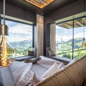 Double Room with Mountain View