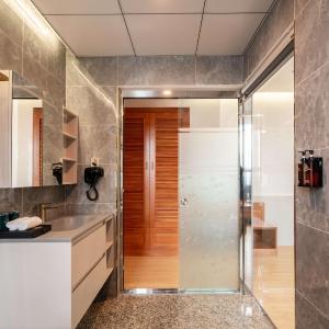 Suite with City View