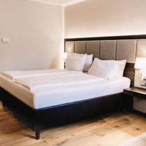 Superior Double Room with Balcony
