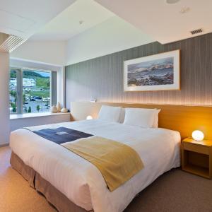3 Bedroom Yotei Panorama Penthouse Suite