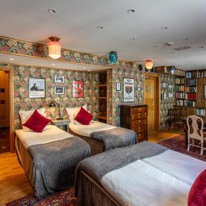Family Room - Torellska