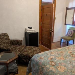Triple Room with Shared Bathroom