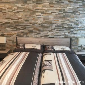 Double or Twin Room with Shared Bathroom