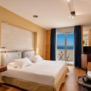 Standard Double or Twin Room with Sea View