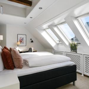 Suite with City View