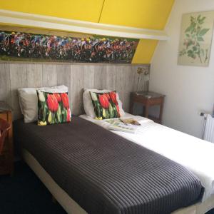 Single Room with Bathroom