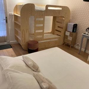 Quadruple Room with Bath