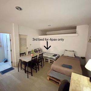 Triple Room with Private Bathroom