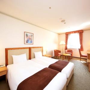 Standard Triple Room with Sea View - Non Smoking