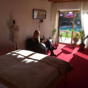 Honeymoon Suite