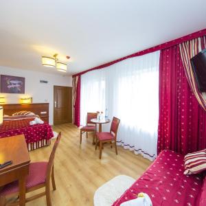 Triple Room  with Air Conditioning