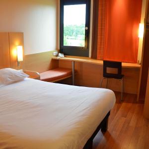Standard Room with 1 Double Bed