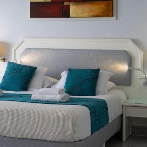 Junior Suite (2-3 Adults)