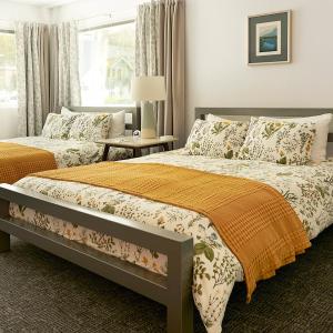 Double Queen Room