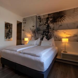Double Room with Lake View