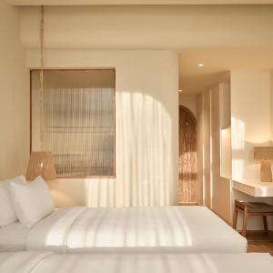 Twin Room with City View