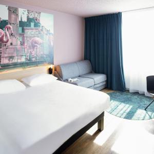 Standard Room with Double Bed and Sofa Bed 