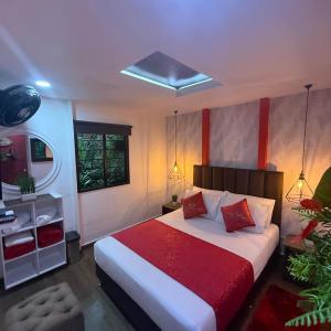 Standard Double Room with Shared Bathroom