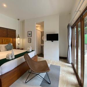 Deluxe Three-Bedroom Villa