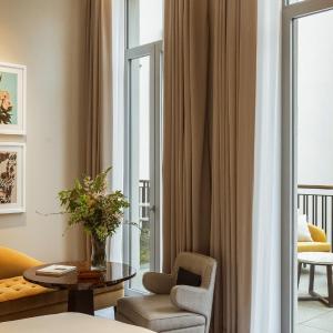 Deluxe Junior Suite