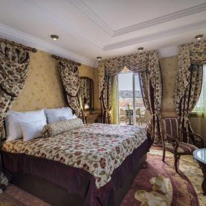 Duplex Quadruple Room