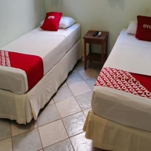 Triple Room (3 Single beds)