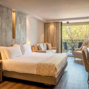 Superior Double Room with Balcony