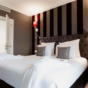 One-Bedroom King Suite