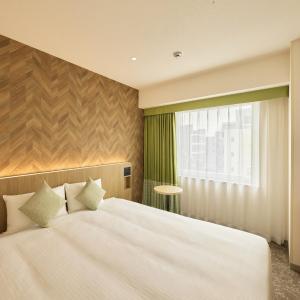 King Room (Hollywood Twin Style) - Non-Smoking