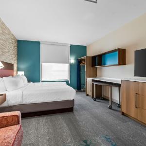 King Studio Suite