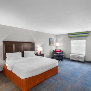 King Room Mobility and Hearing Access/Non-Smoking