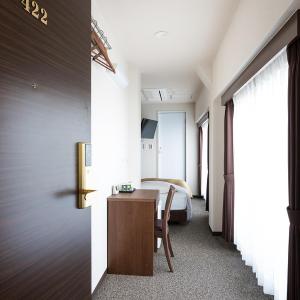 Single Room - Non-Smoking