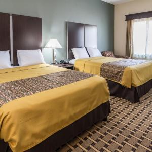 Deluxe Queen Suite - Disability Access