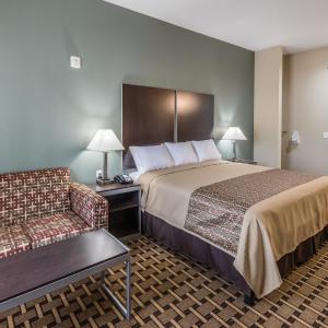 Deluxe King Suite - Disability Access