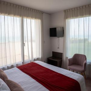 Deluxe Suite with Sea View