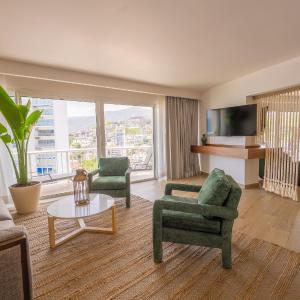 Royal King Suite with partial Ocean View