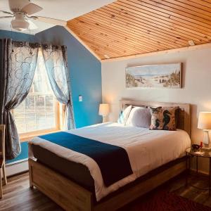 Deluxe Double Room with Bath