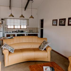 Standard Twin Room with Mountain View