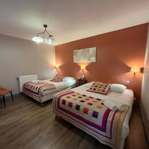 Family Room (5 Adults)